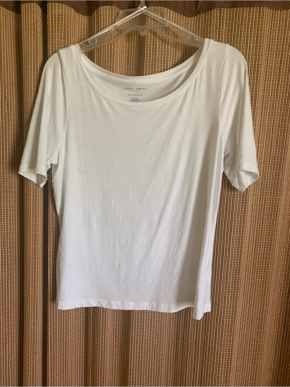 Laura Ashley White Scoop Neck Short Sleeve Tee